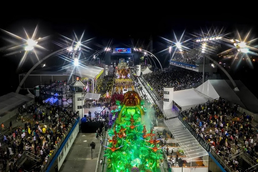 Desfiles de Carnaval 2026: confira cronograma de desfiles e como chegar ao Sambódromo do Anhembi, em SP