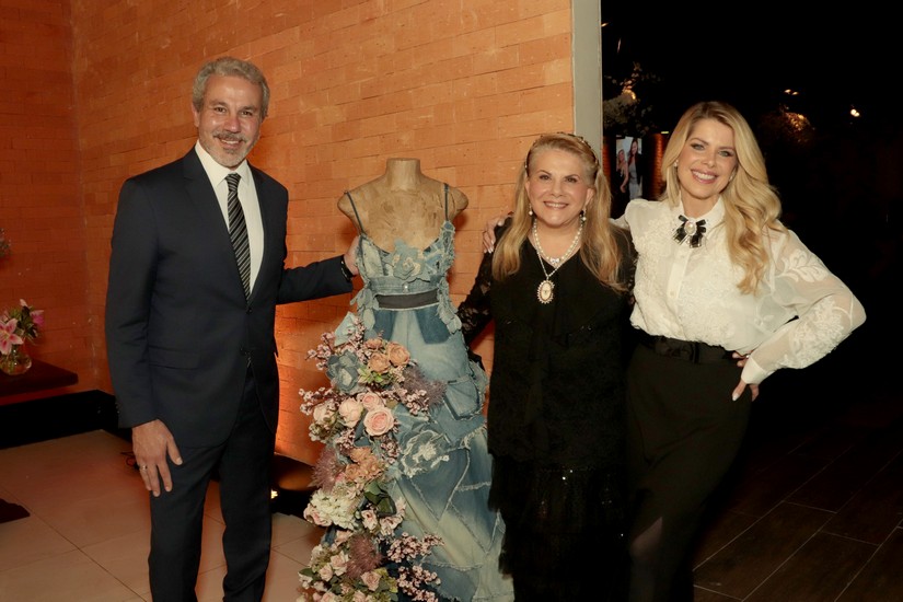 Nádia Bacchi reúne embaixadoras da ONG Florescer em Noite de Gala