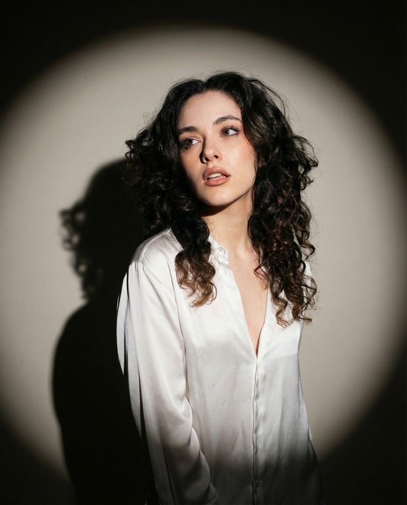 Gabriella Di Grecco aposta em papéis intensos e reafirma versatilidade