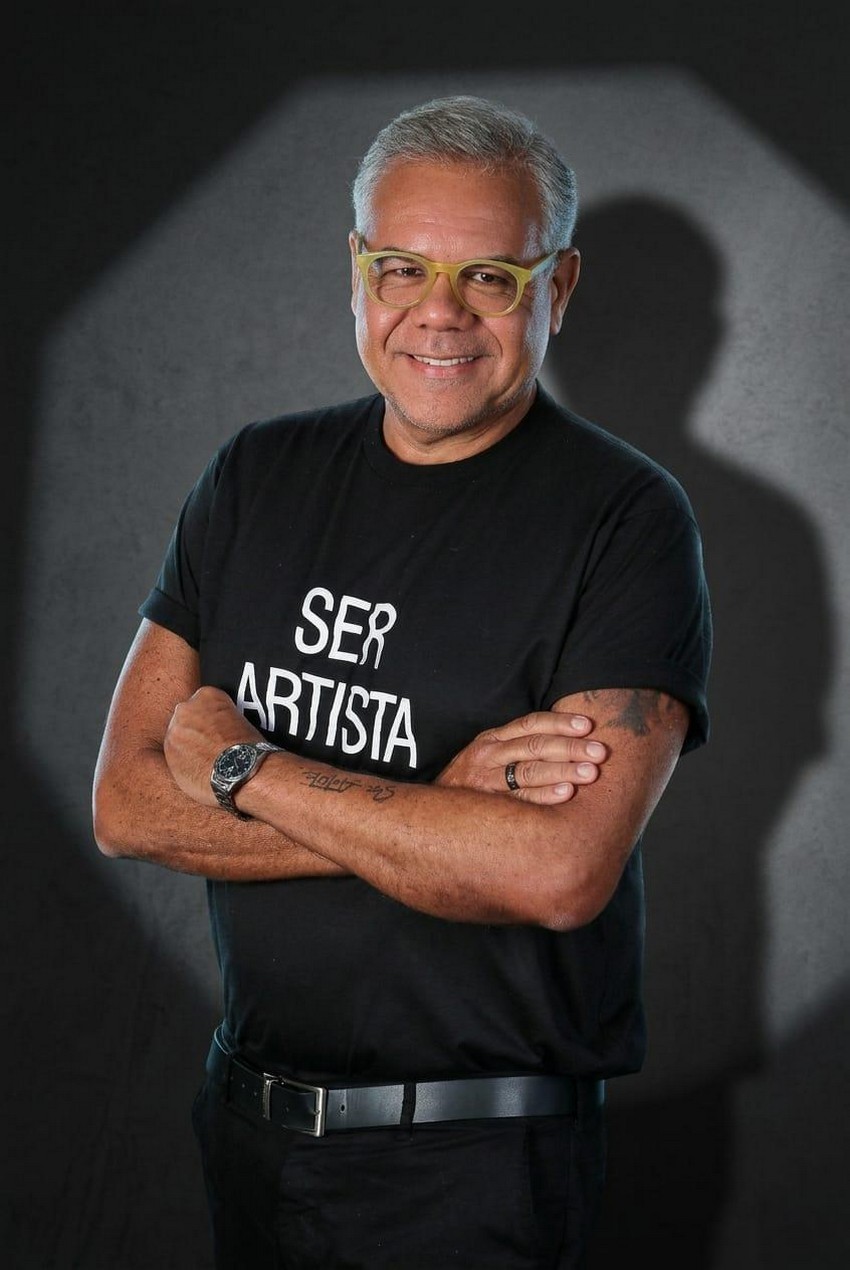 Marcus Montenegro transforma 40 anos de carreira em celebração viva no Festival de Curitiba
