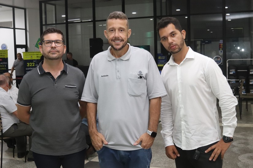 Ulisses Vaz, André Andrade e Yven Senna